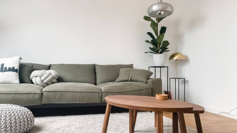 How to decorate a living room in Scandinavian style?