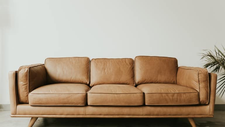 Sofa or corner – which is better to choose for the living room?