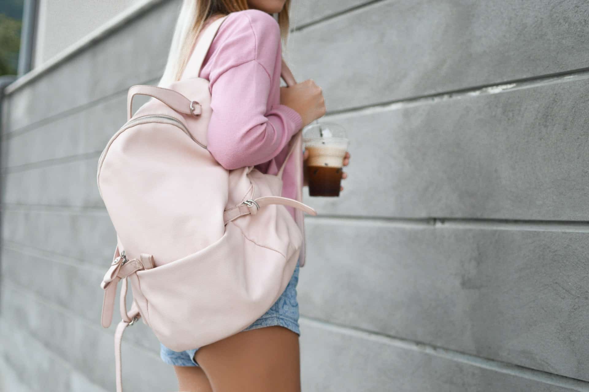 Looking to buy a backpack? Check out our top tips for buying backpacks online!
